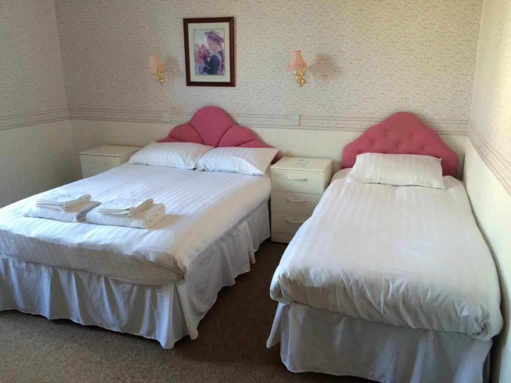 Wight Bay Hotel room 1